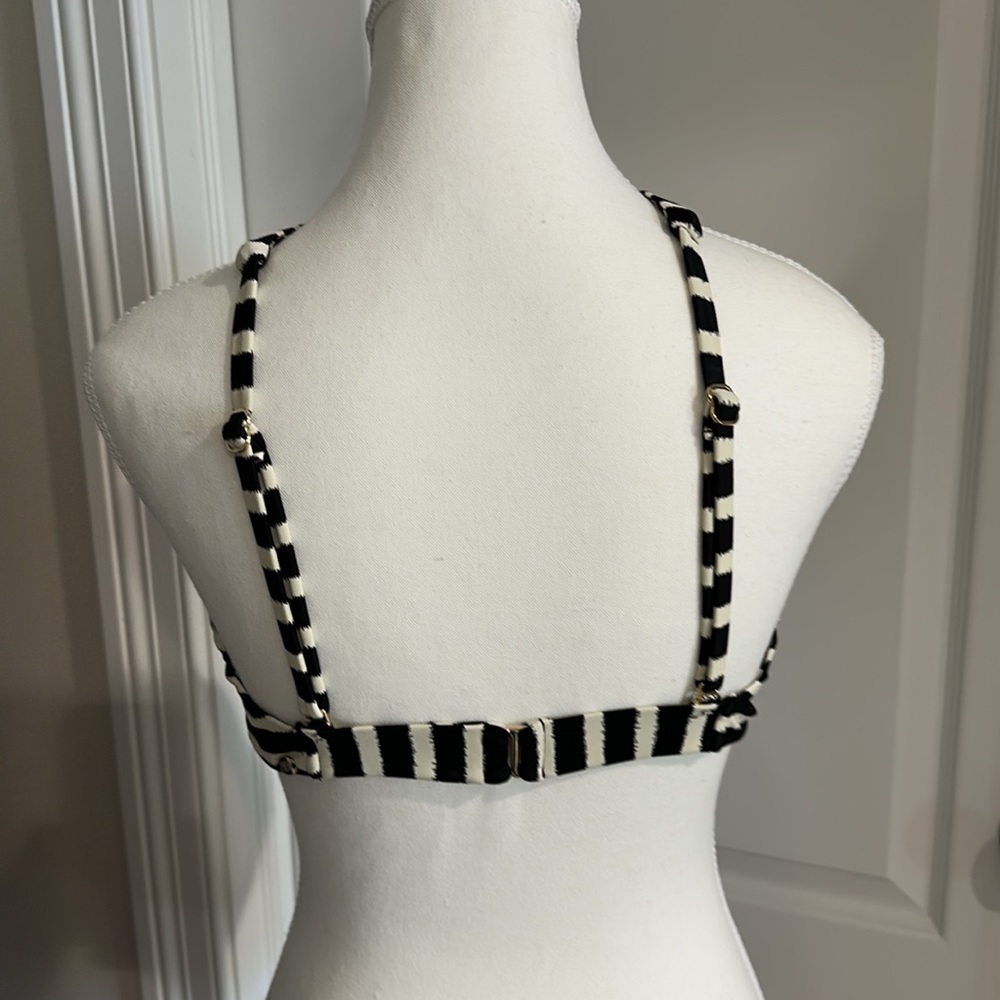 High neck, bikini top - Picture 3 of 3